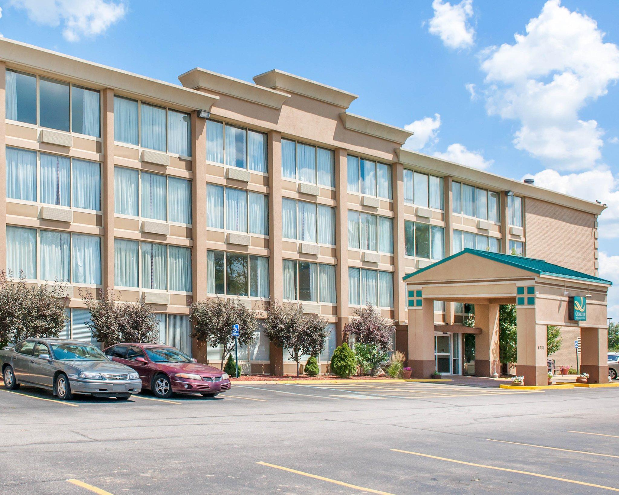 Quality Inn & Suites Lafayette I-65 מראה חיצוני תמונה