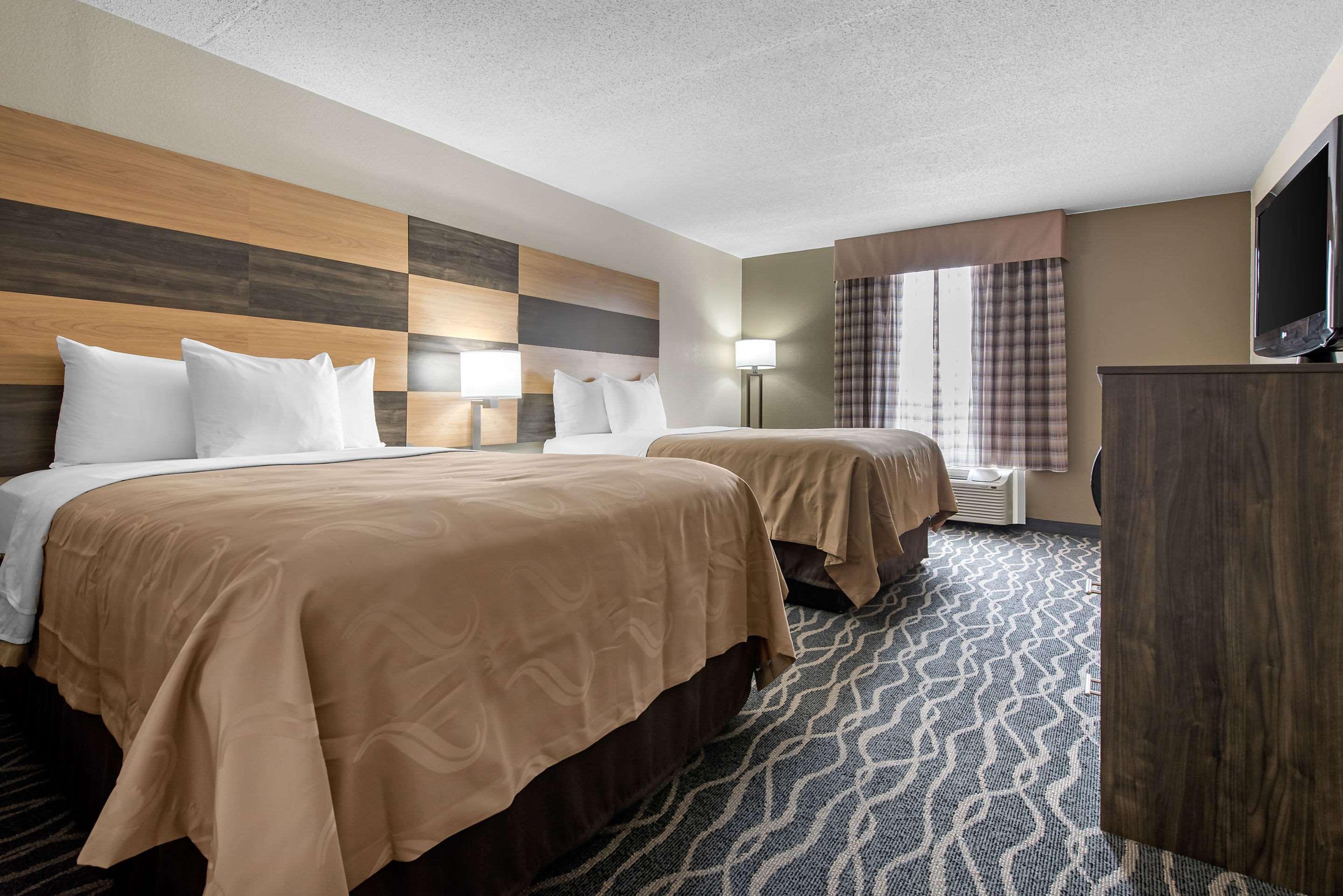 Quality Inn & Suites Lafayette I-65 מראה חיצוני תמונה