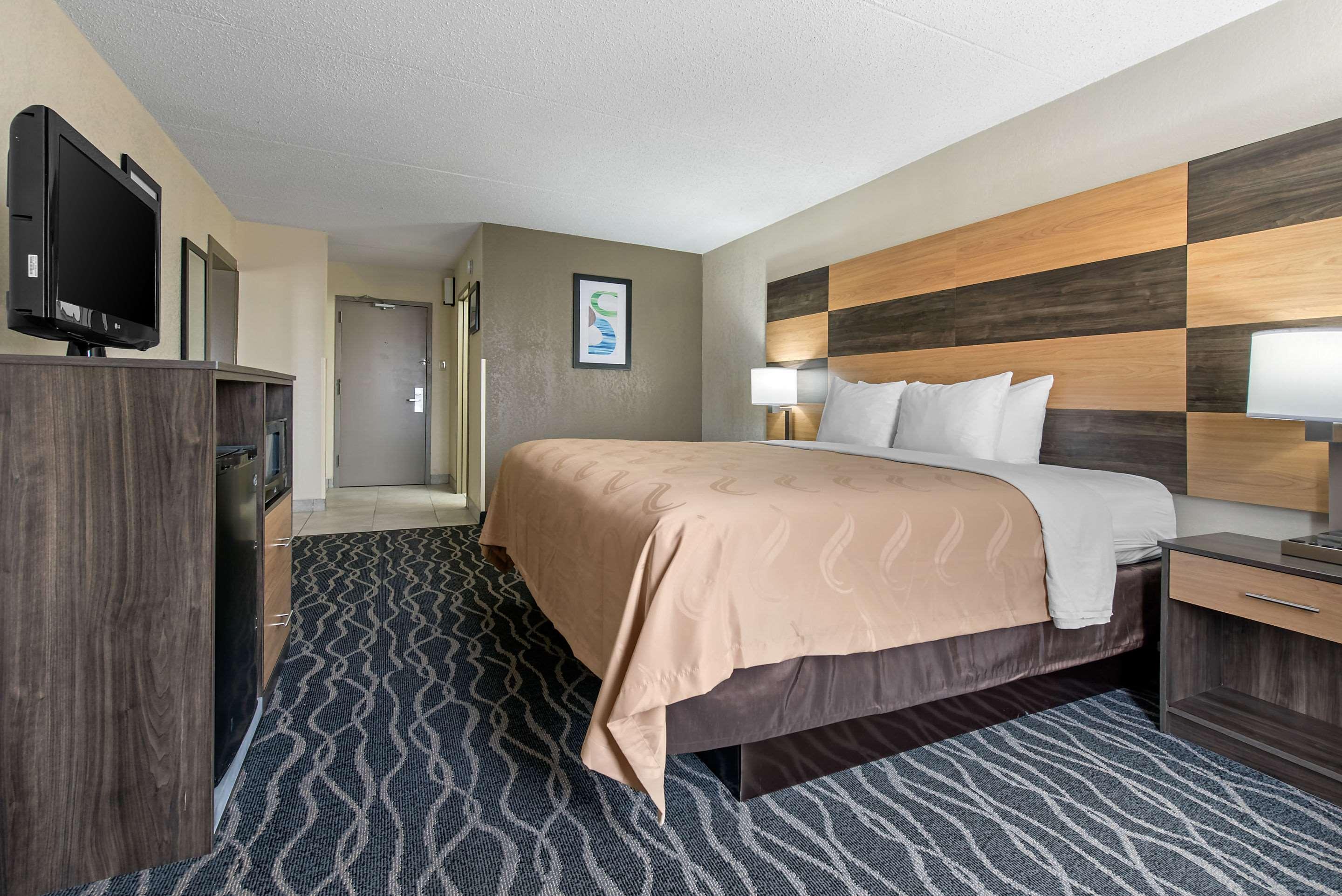 Quality Inn & Suites Lafayette I-65 מראה חיצוני תמונה