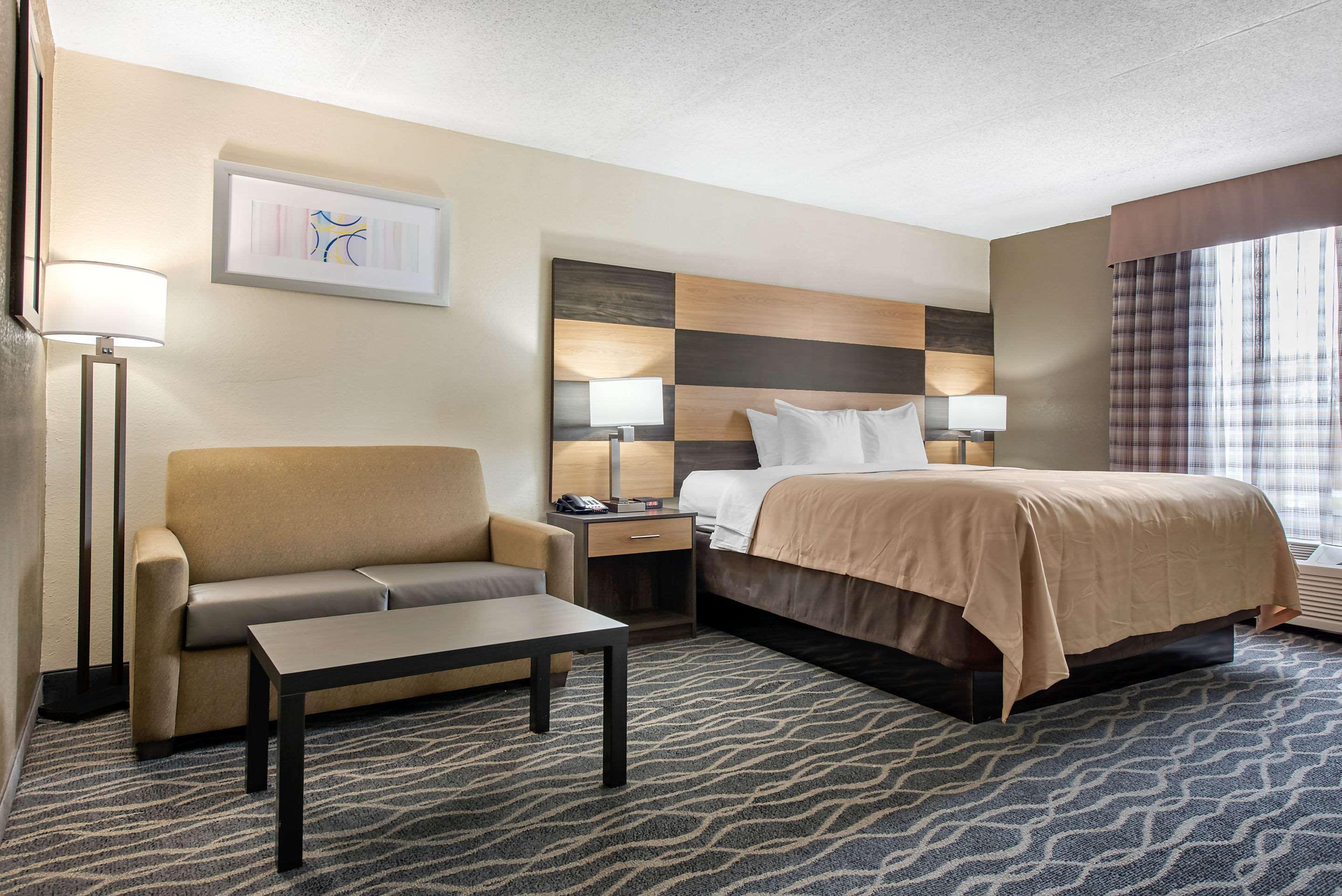 Quality Inn & Suites Lafayette I-65 מראה חיצוני תמונה